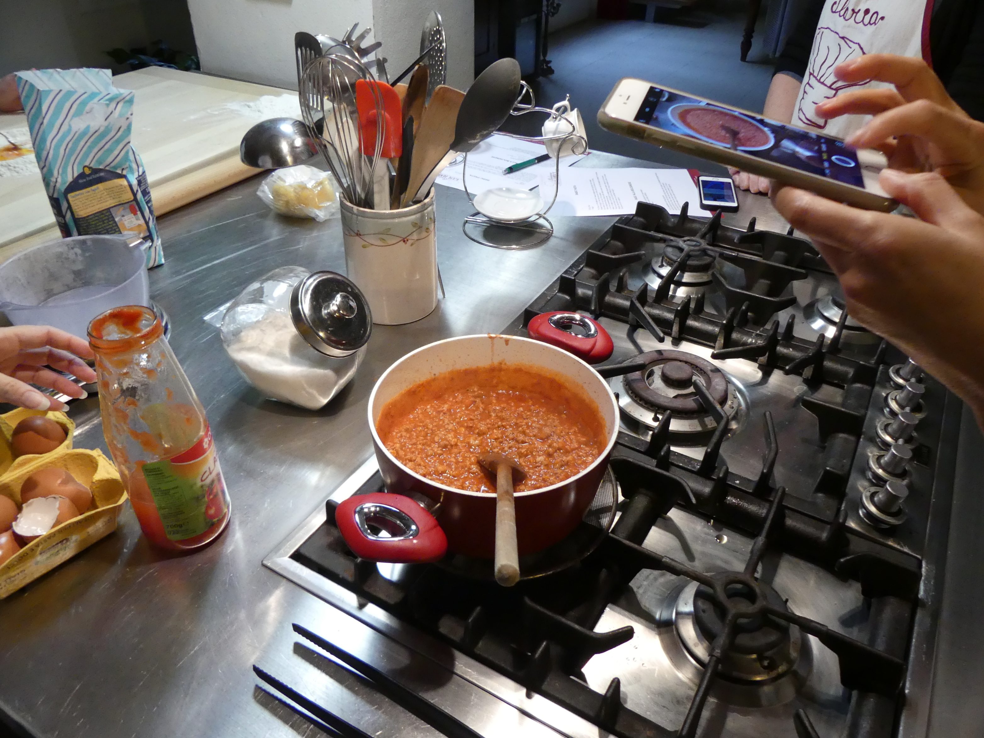 Classic Ragu Sauce Recipe - go2kitchens