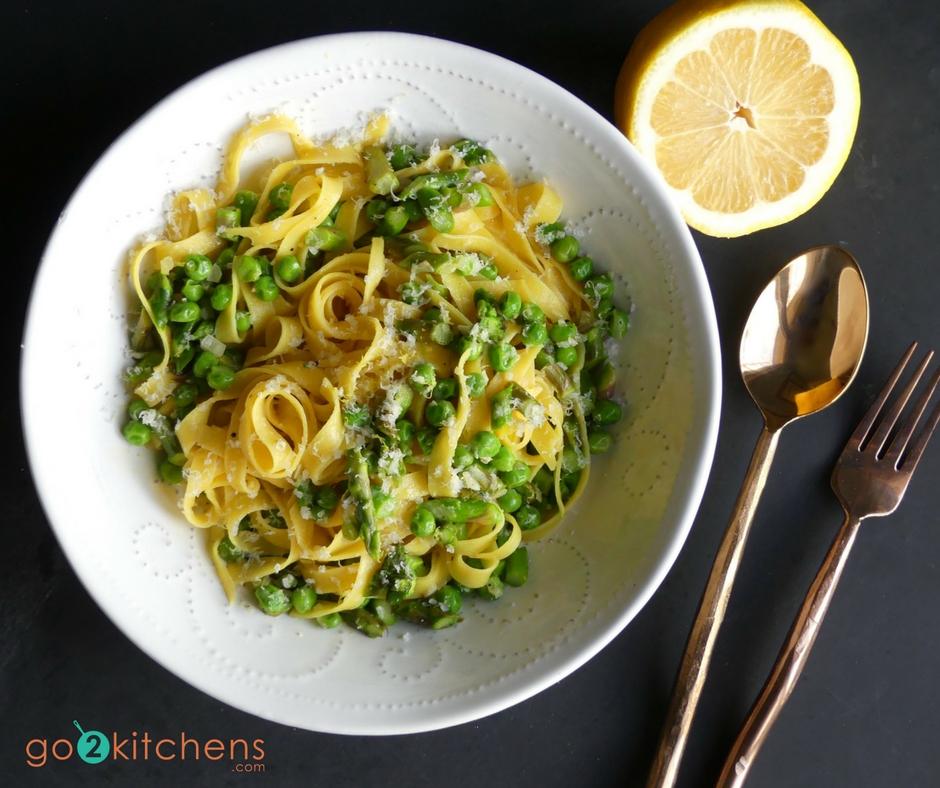 Pea and Asparagus Pasta Carbonara 